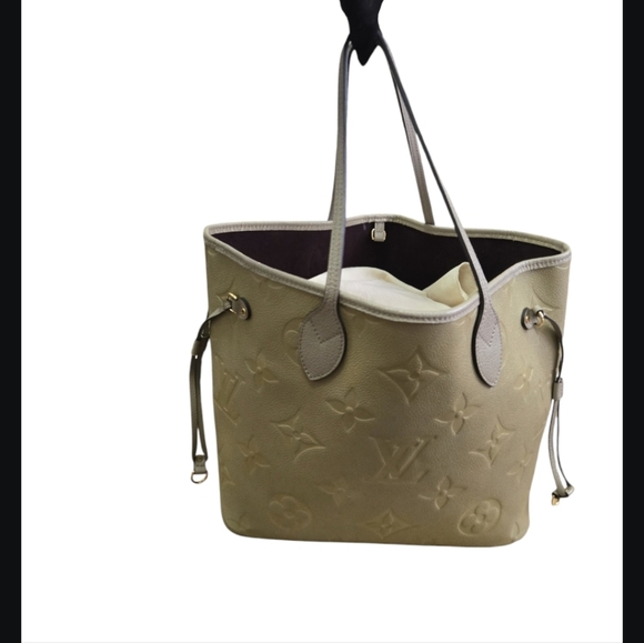 Louis vuitton Empreinte Microchip MM with pouch - Picture 2 of 16